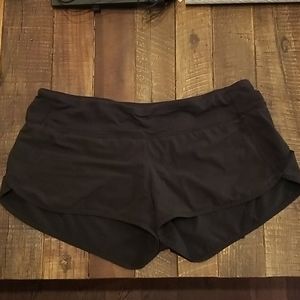 Lululemon shorts size 10